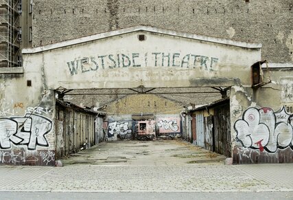 Westside Art Theatre, John-Schehr-Straße, 2008