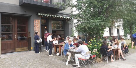 Ansicht Straße / Café Krone
