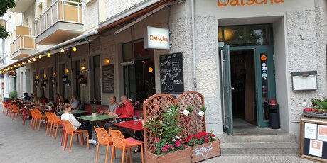 Ansicht Straße / Restaurant Datscha