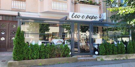 Ansicht Straße / Leo e Pepe