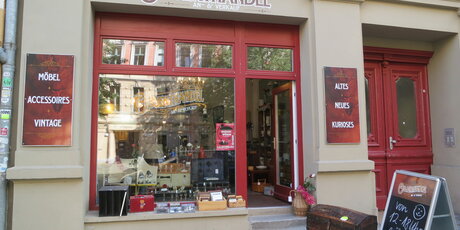 Außenansicht Second Hand Laden Objekthandel