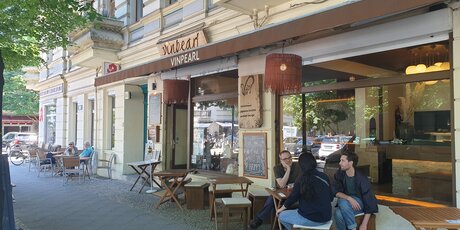 Ansicht Straße / Vinpearl Restaurant