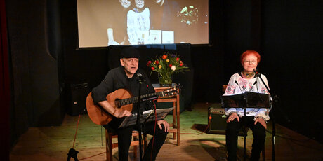 Frank Viehweg und Kerstin Hommel auf der Bühne