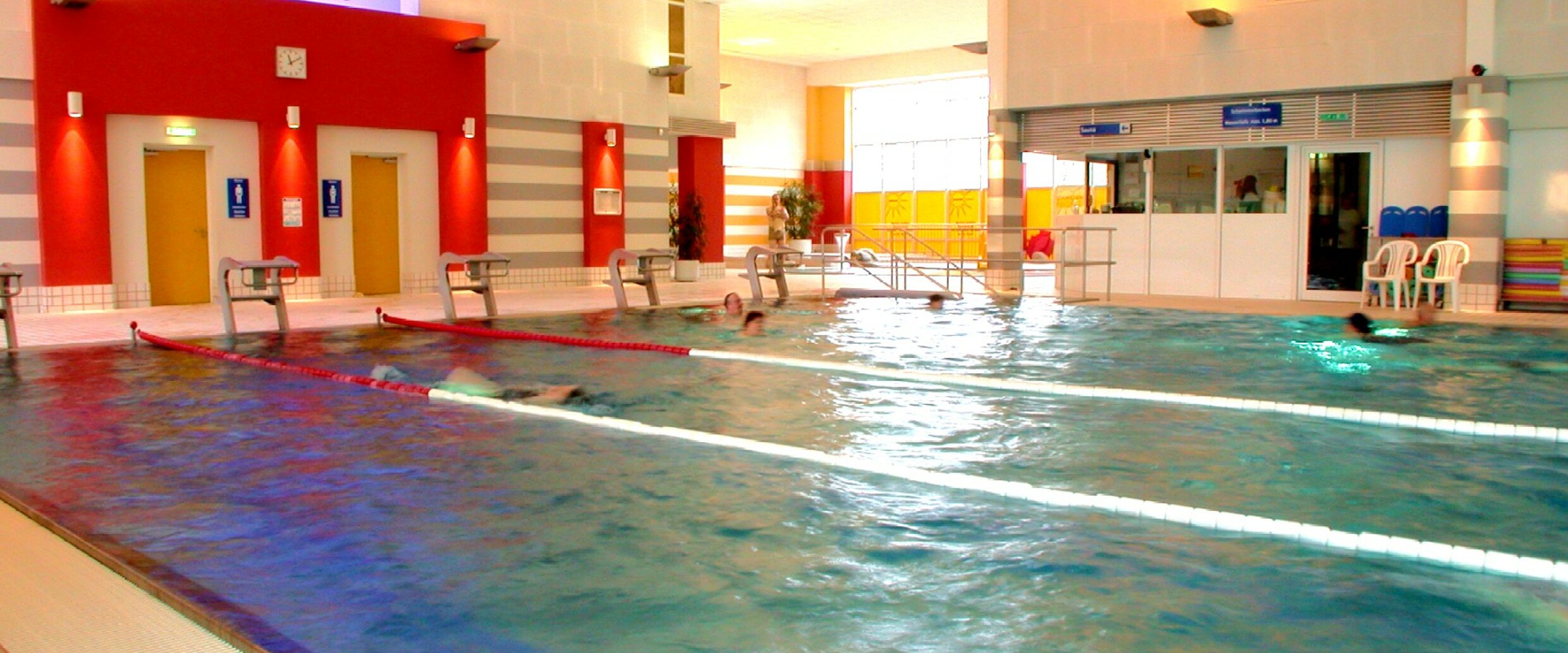 schwimmhalle ernst thalmann park pankow weissensee prenzlauerberg berlin