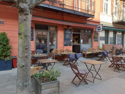 Ansicht Straße / Hamada Cafè Club