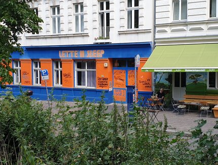 Außenfront / Lette`m Sleep Hostel