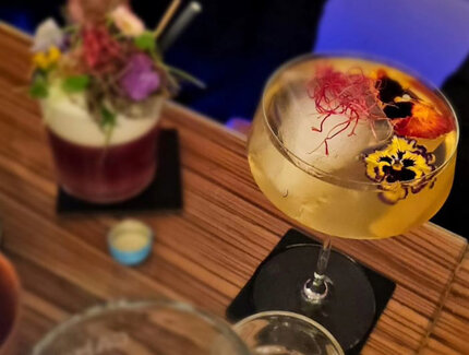 Saphire Bar