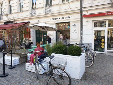 Ansicht Straße / Tribeca Ice Cream