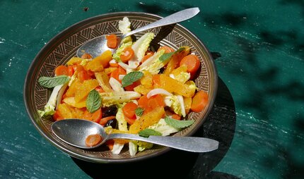 Schüssel mit Obstsalat